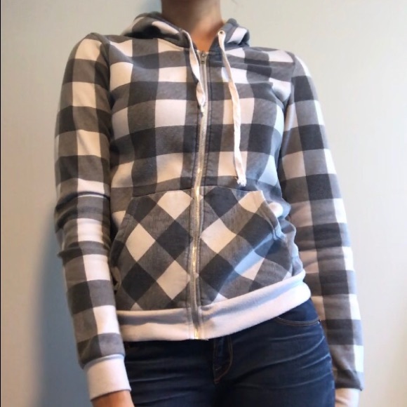 Grey checkered sweater - Picture 2 of 4